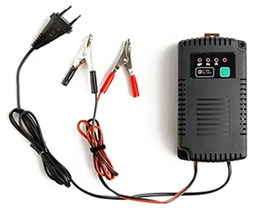 Trickle charger for batteries