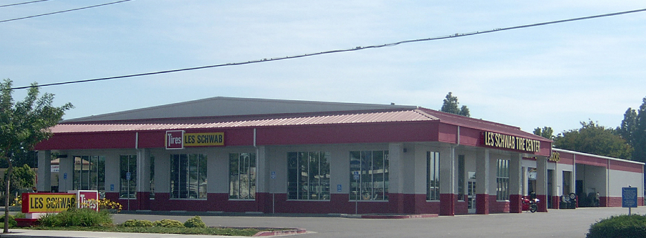 1240 W Yosemite Ave
